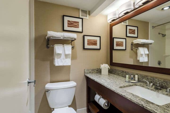 Room 25 of 52