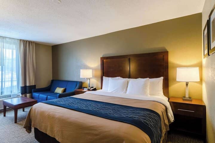 Room 21 of 52