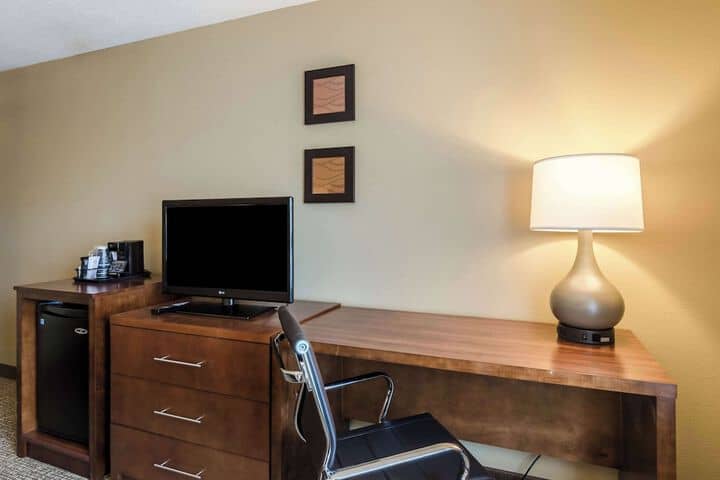 Room 12 of 52
