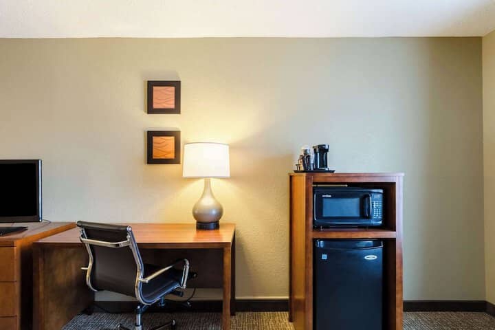 Room 18 of 52